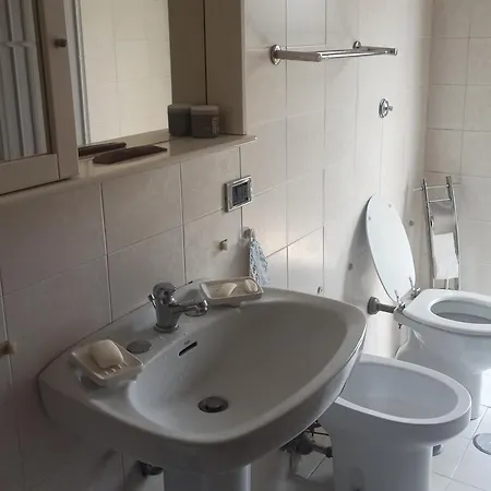 Casa Serena ゲストハウス 3*